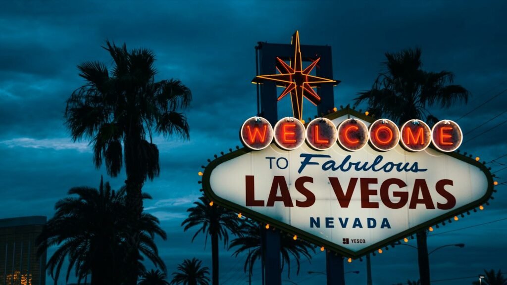 how can I move to Las vegas